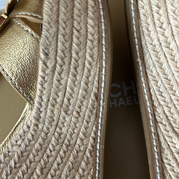 Authentic gold Michael Kors  Ripley wedges 10 - Picture 7 of 11